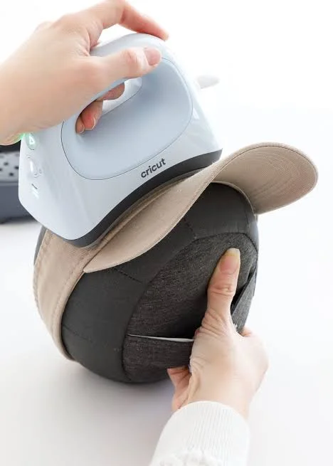 Cricut Hat Press: Sekreti për kapela të personalizuara si nga dyqani!