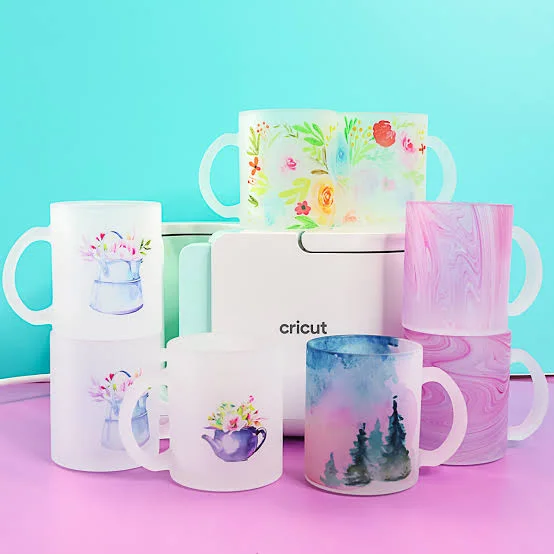 Si të nisesh në botën e dhuratave të personalizuara: Cricut Mug Press Starter Bundle