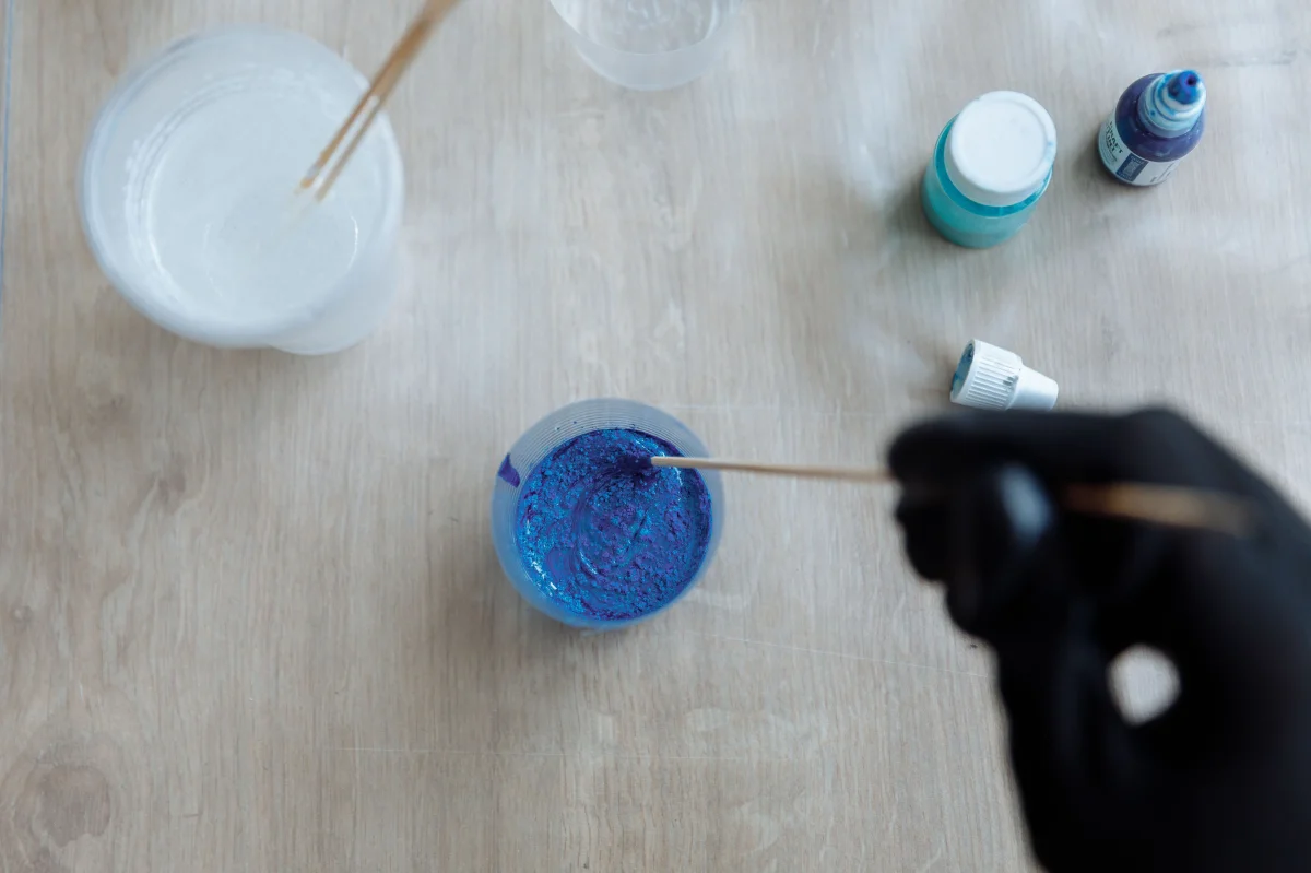 Pigment pluhur apo pigment paste? Cili është ndryshimi?